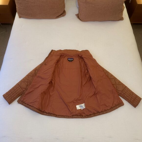 Patagonia Women's Puff Jacket EUC - Picture 2 of 9